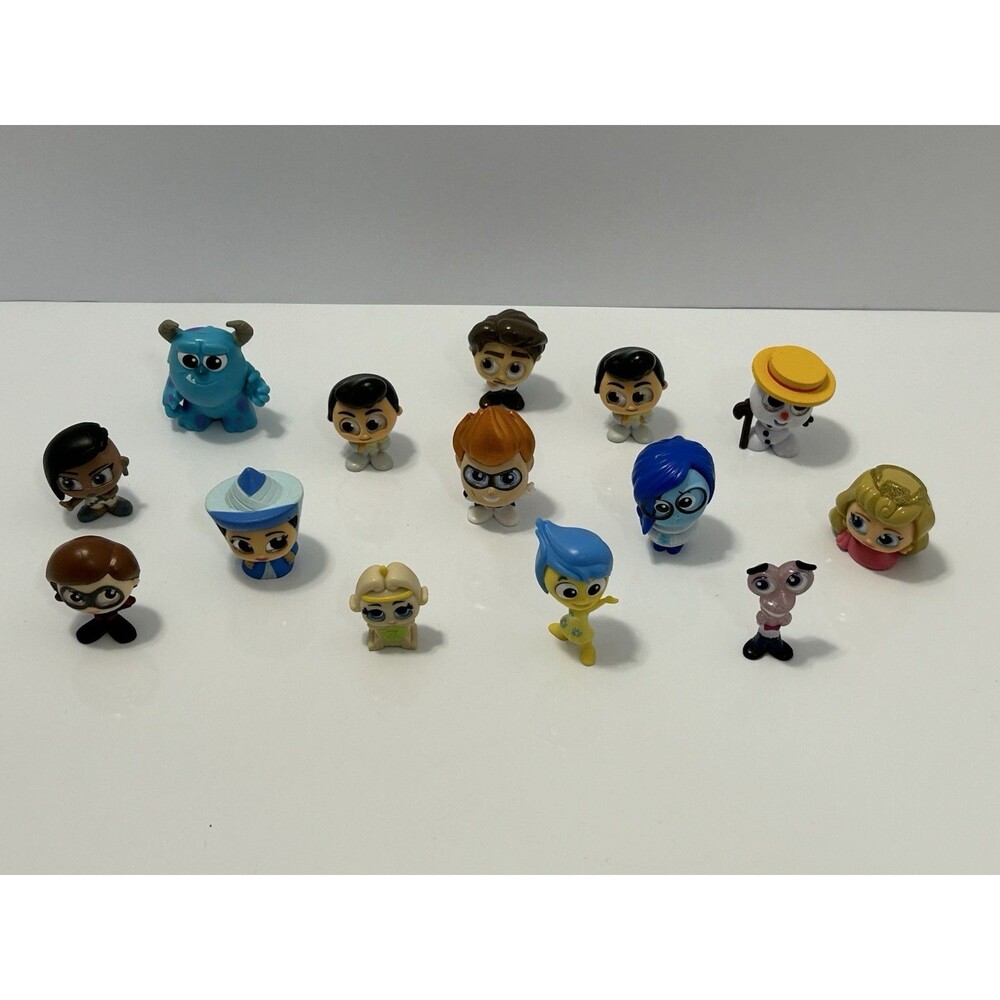 Disney Doorables Lot Of 14 Figures (From Various Sets)